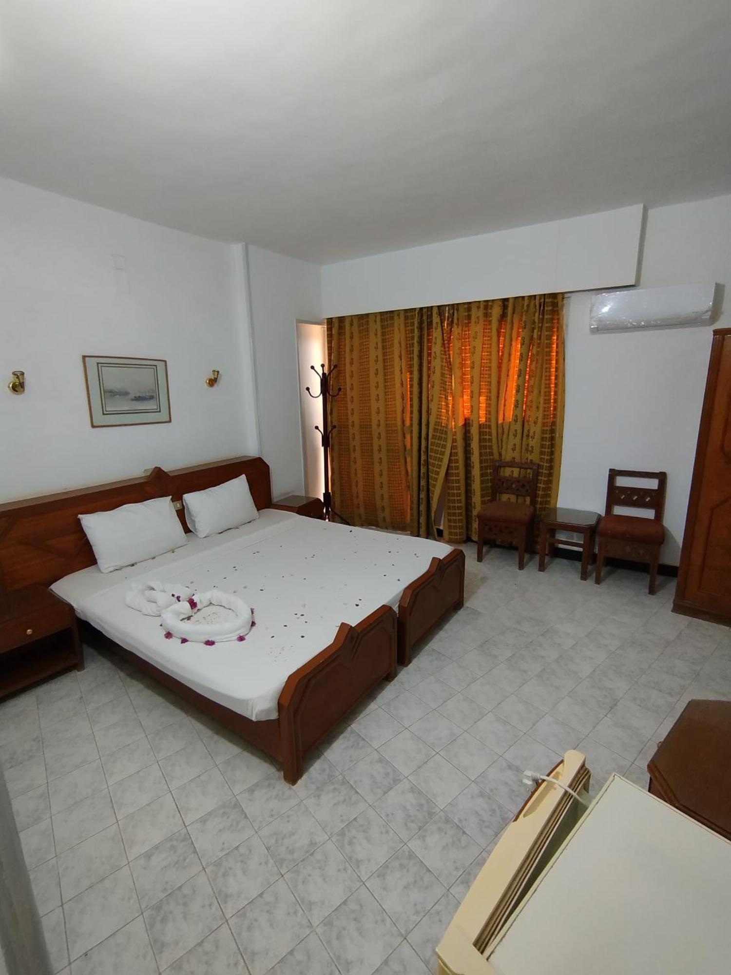 Sara Hotel Aswan Exterior photo